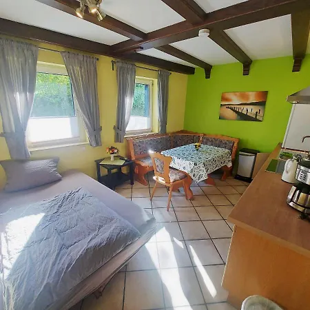 Pension Und Ferienwohnungen Bachmann Wölfersheim Extérieur photo