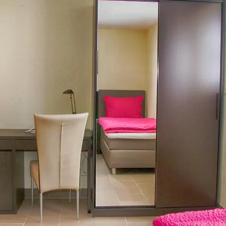 Pension Und Ferienwohnungen Bachmann Wölfersheim Extérieur photo